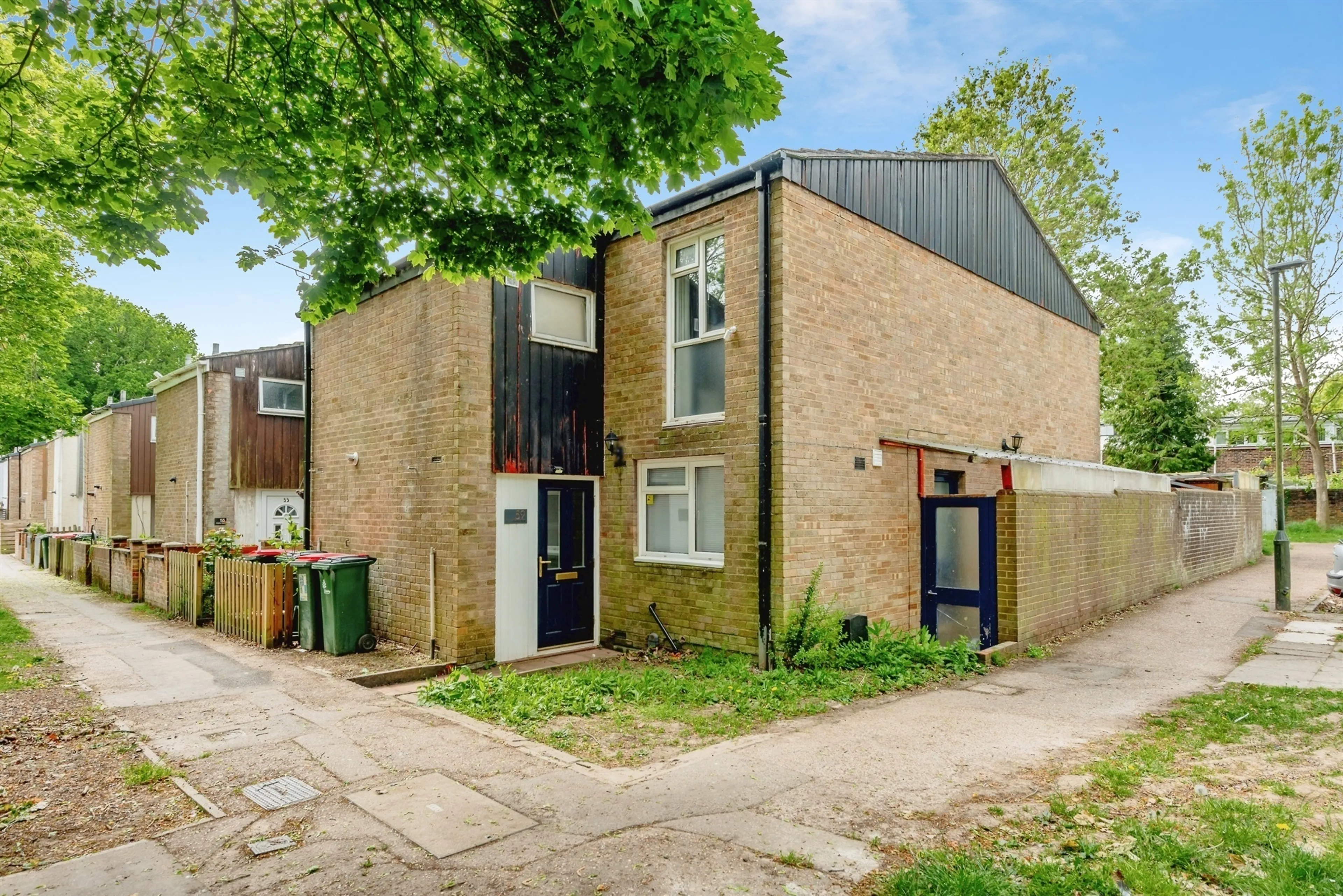 Property at Heather Walk, Crawley