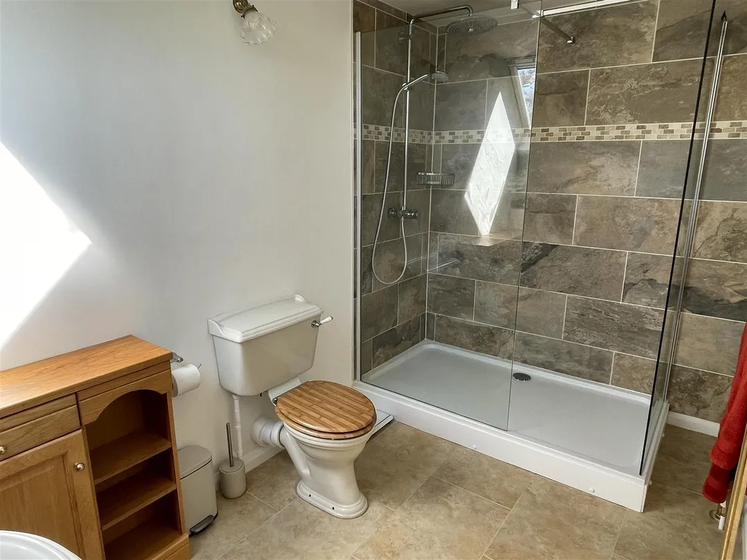 https://mr0.homeflow-assets.co.uk/files/photo/image/47119/7760/_x_/jYahmogsWUmDYyZhfLxFkw.jpg