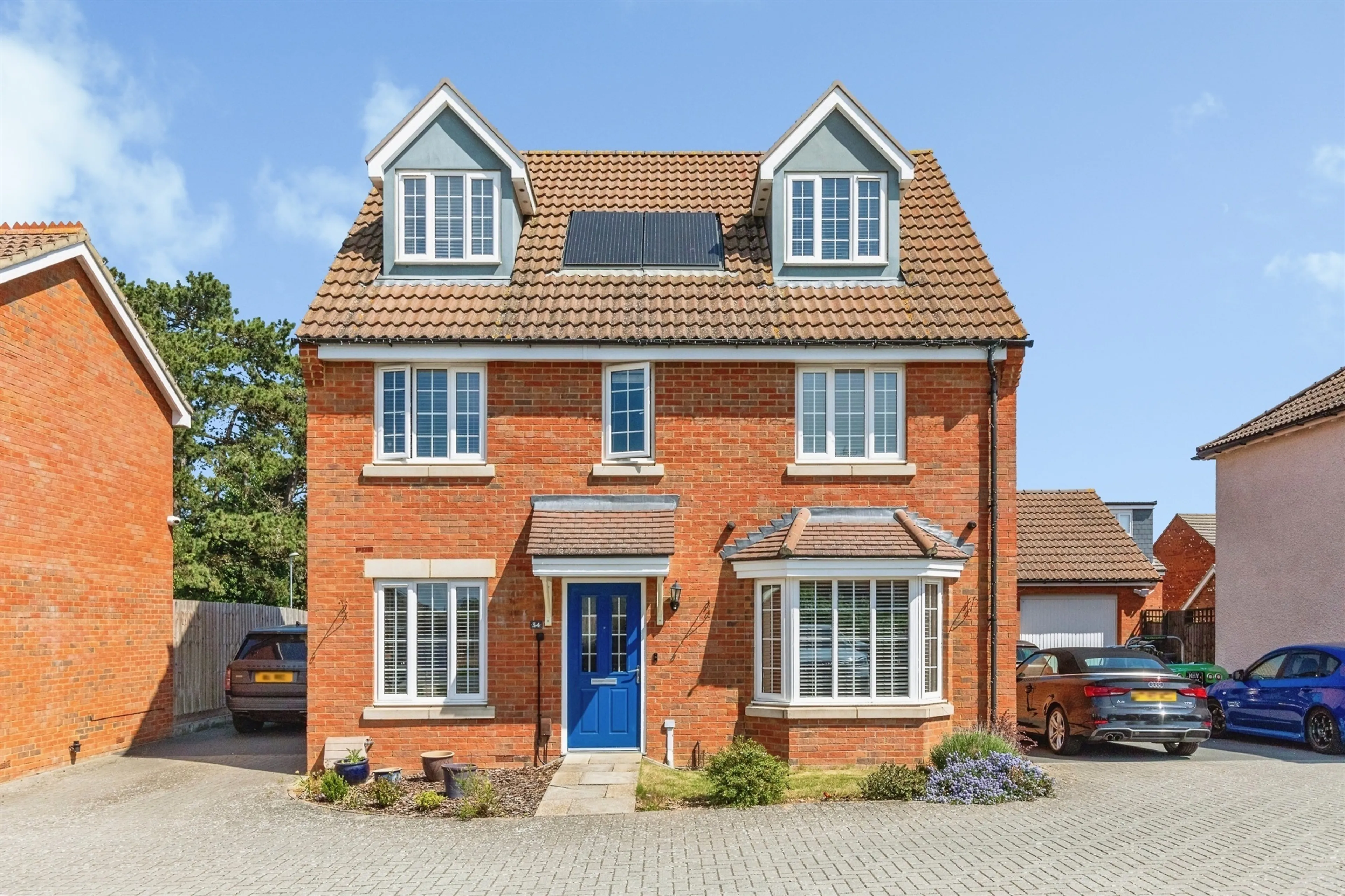 Property at Chelveston Road, Raunds