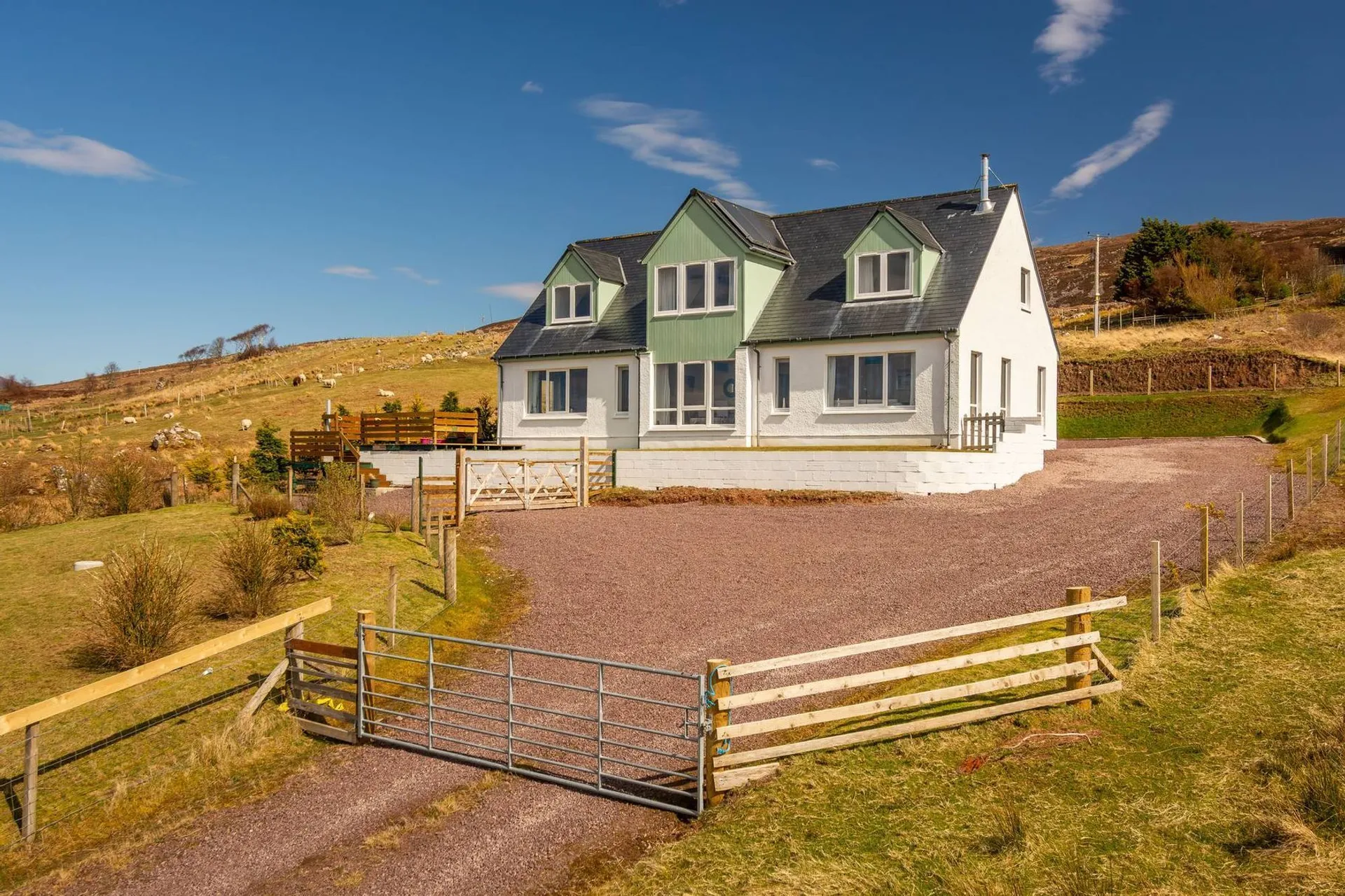 Property photo top 1