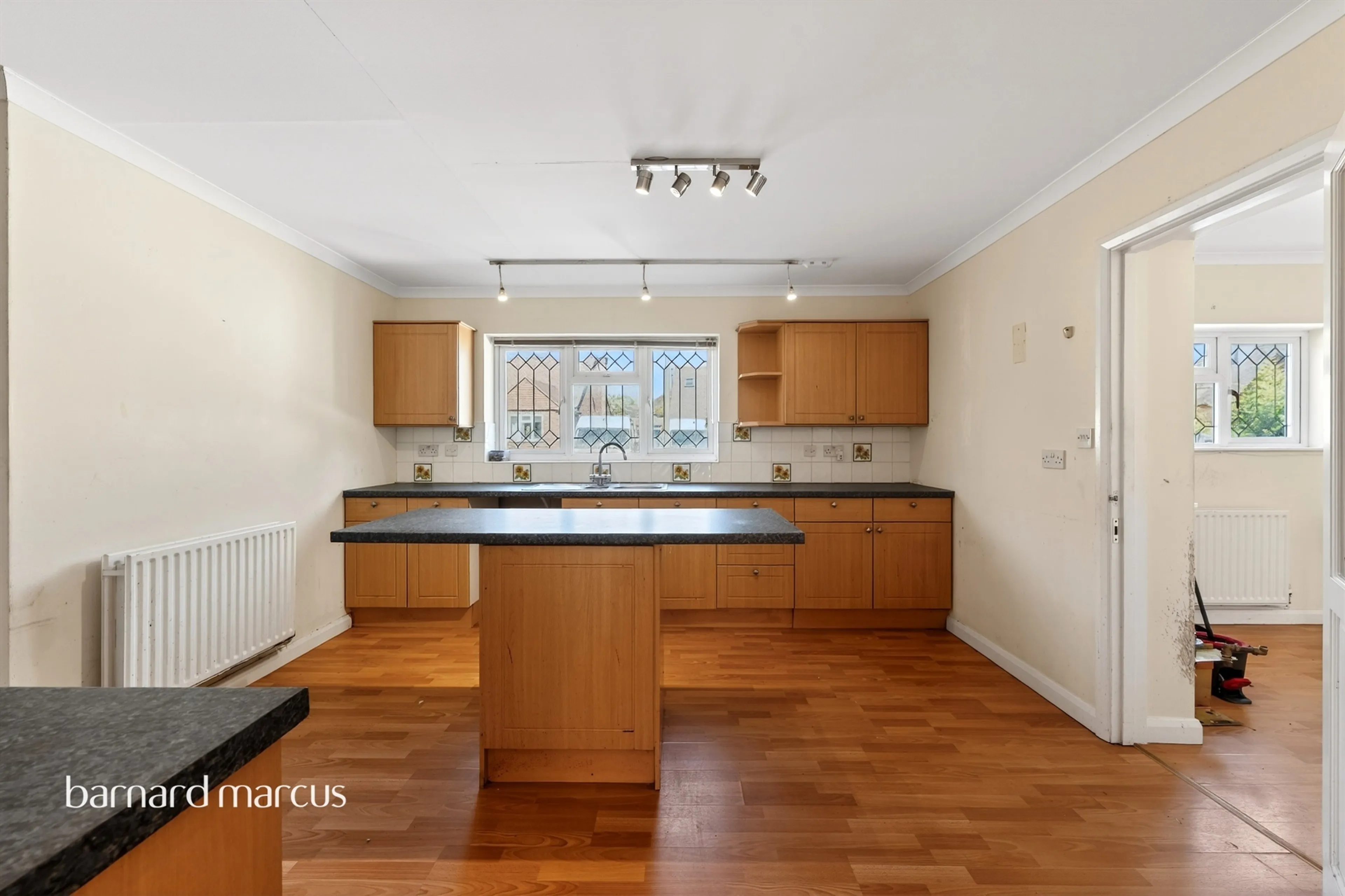 Property at Persfield Close, Epsom