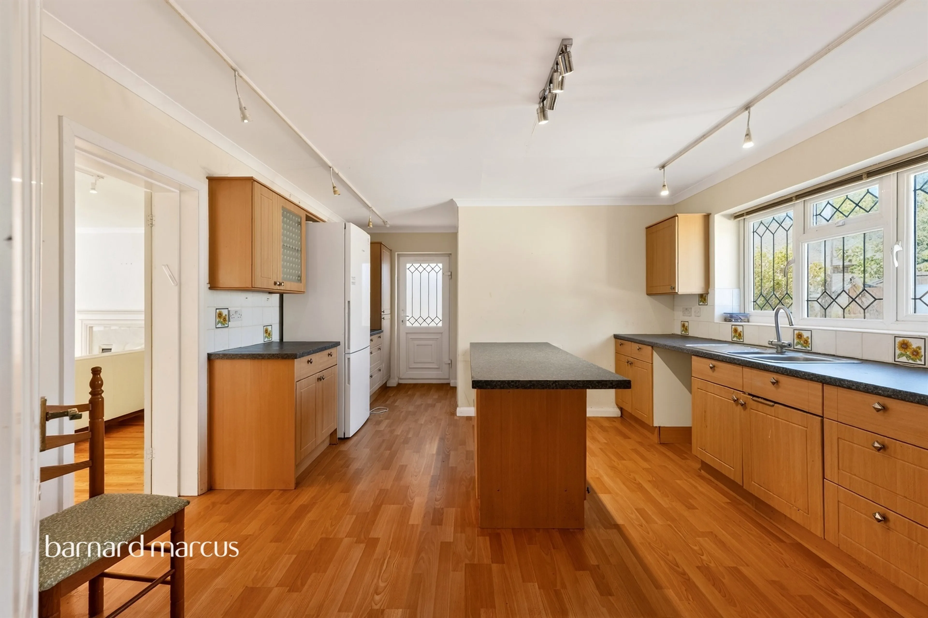 Property at Persfield Close, Epsom