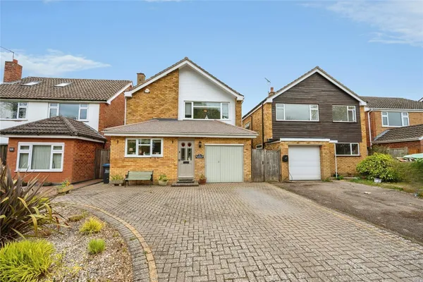 Lodge Crescent, Warwick, Warwickshire...
