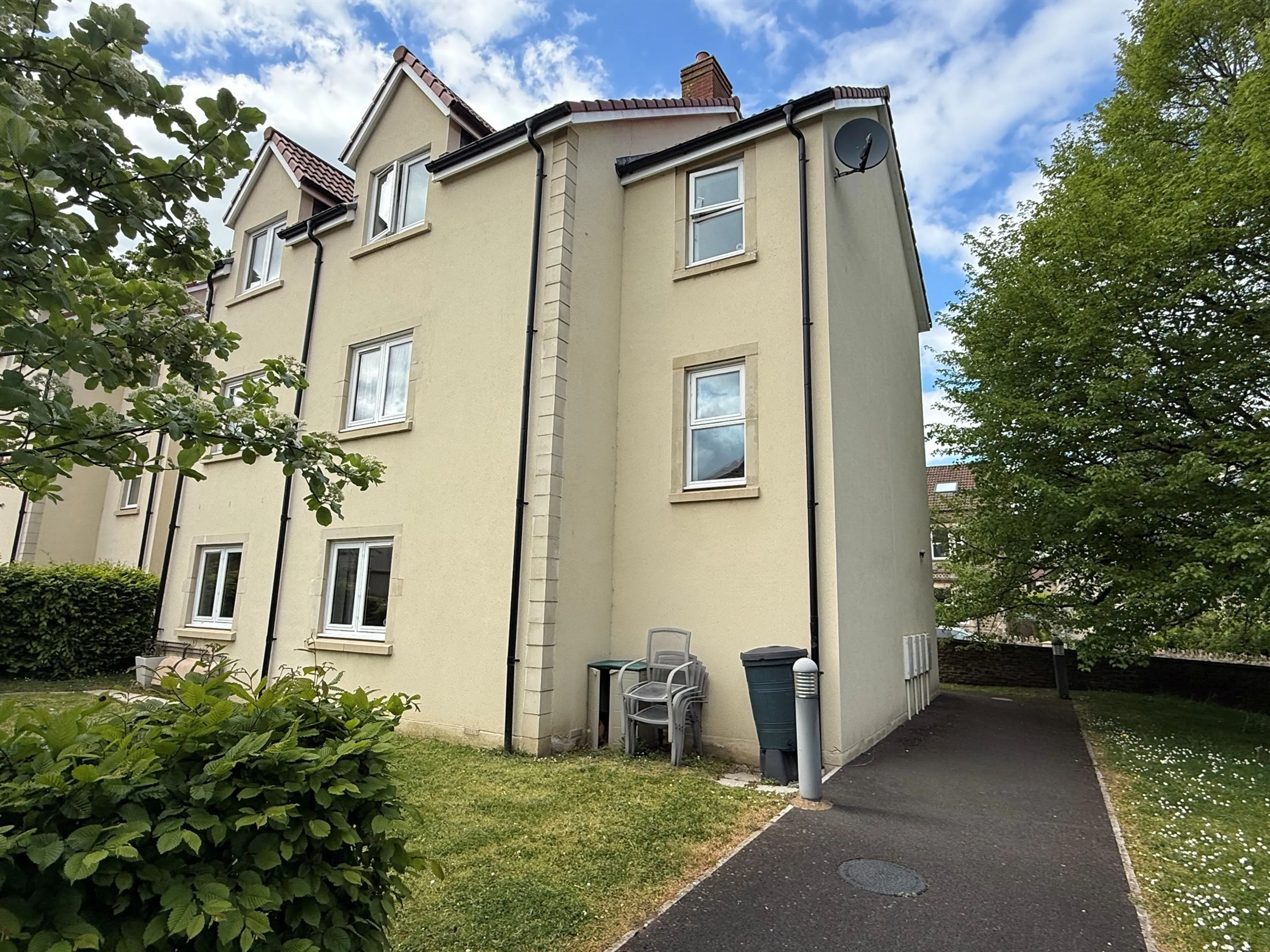 Property at Bennett Gardens, Frome