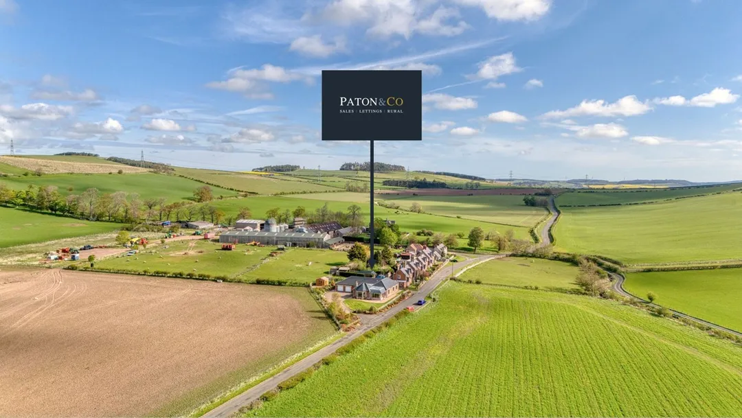 https://mr0.homeflow-assets.co.uk/files/photo/image/47126/4351/_x_/Arrow.jpg