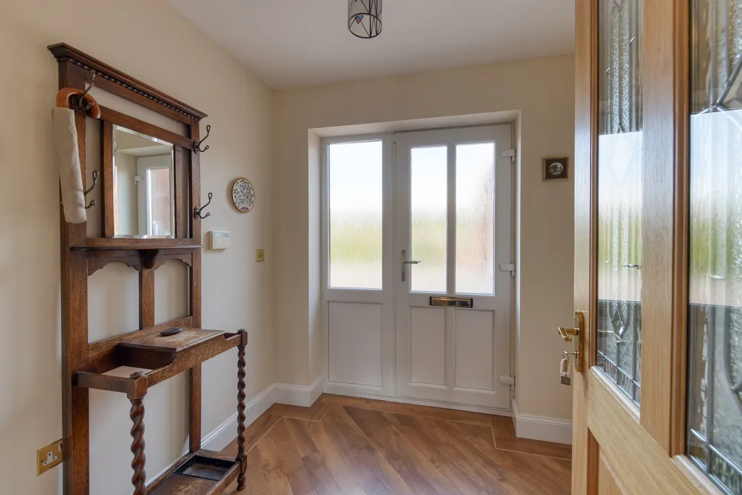 https://mr0.homeflow-assets.co.uk/files/photo/image/47126/4365/_x_/DSC_8008_HDR-76.jpg