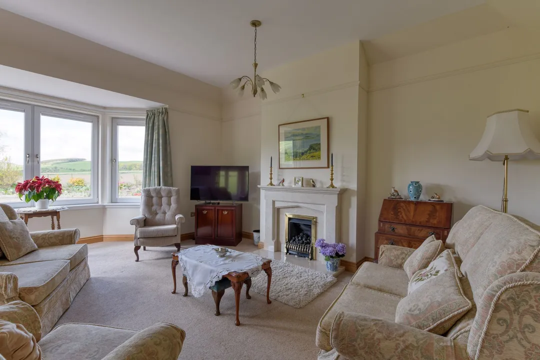 https://mr0.homeflow-assets.co.uk/files/photo/image/47126/4370/_x_/DSC_7983_HDR-71.jpg