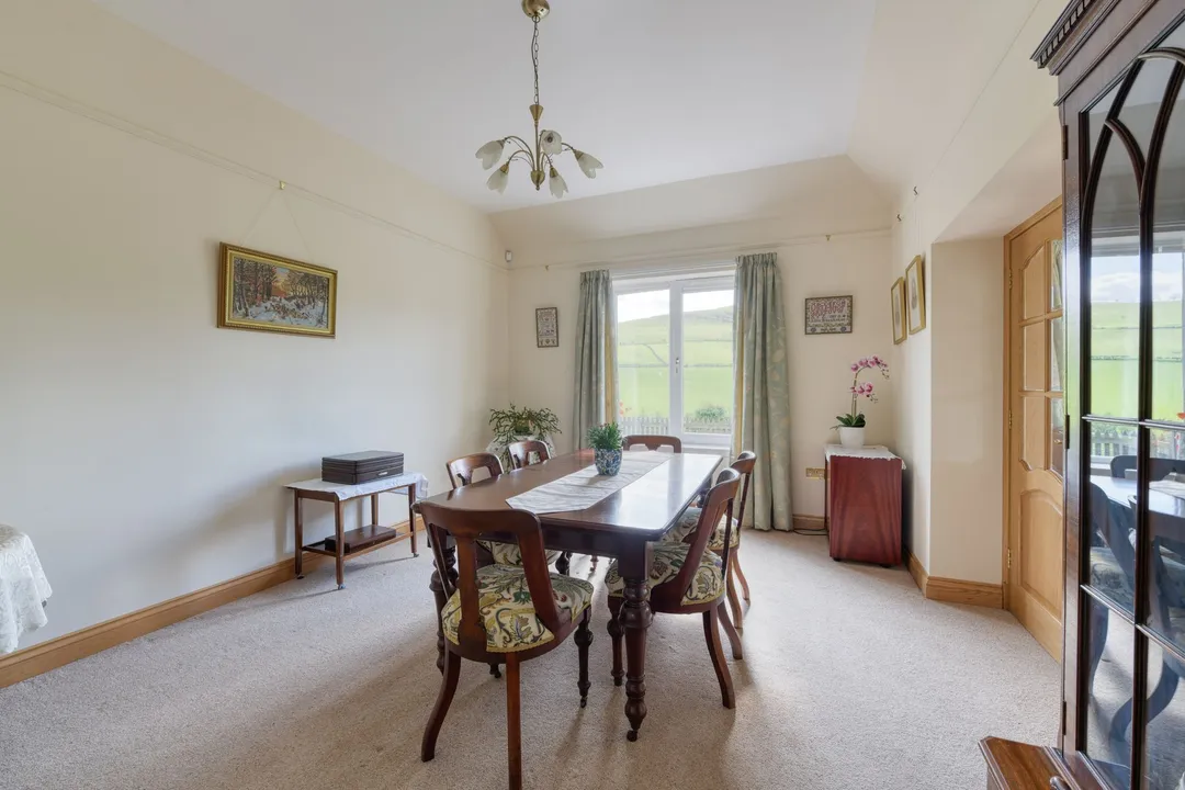 https://mr0.homeflow-assets.co.uk/files/photo/image/47126/4383/_x_/DSC_7918_HDR-58.jpg