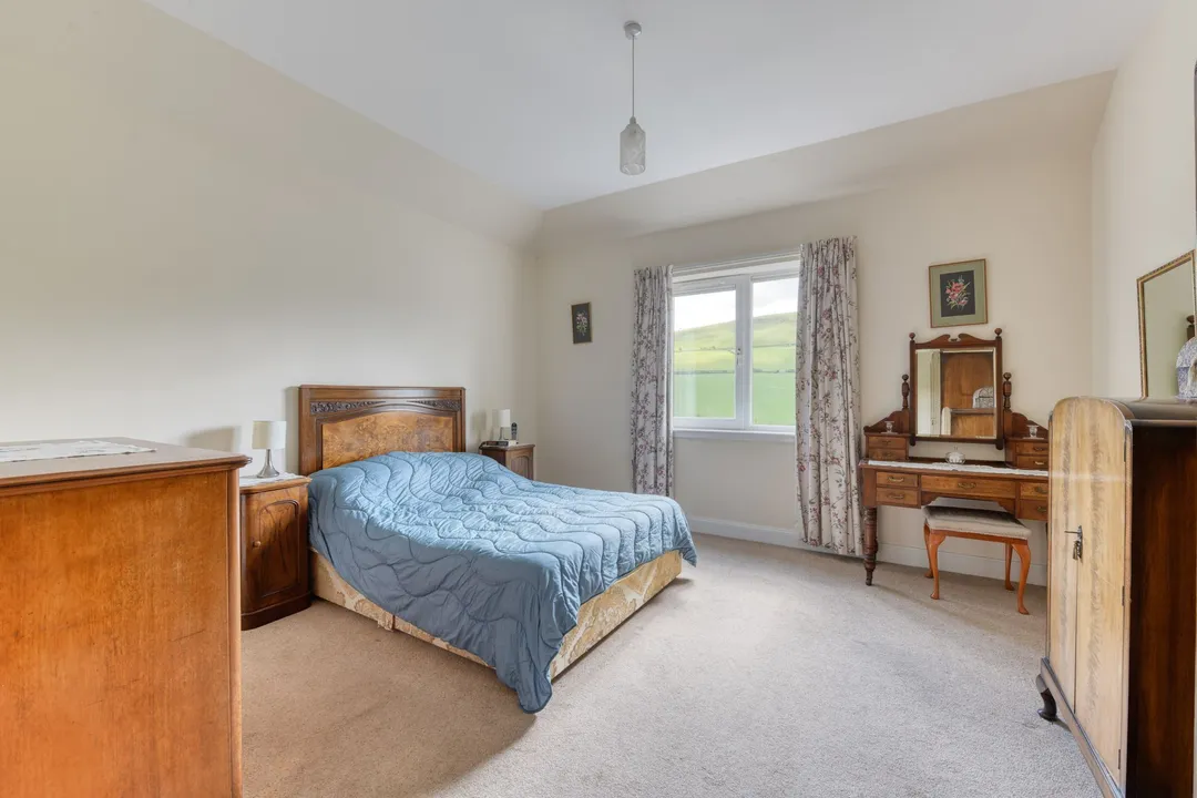 https://mr0.homeflow-assets.co.uk/files/photo/image/47126/4387/_x_/DSC_8118_HDR-117.jpg
