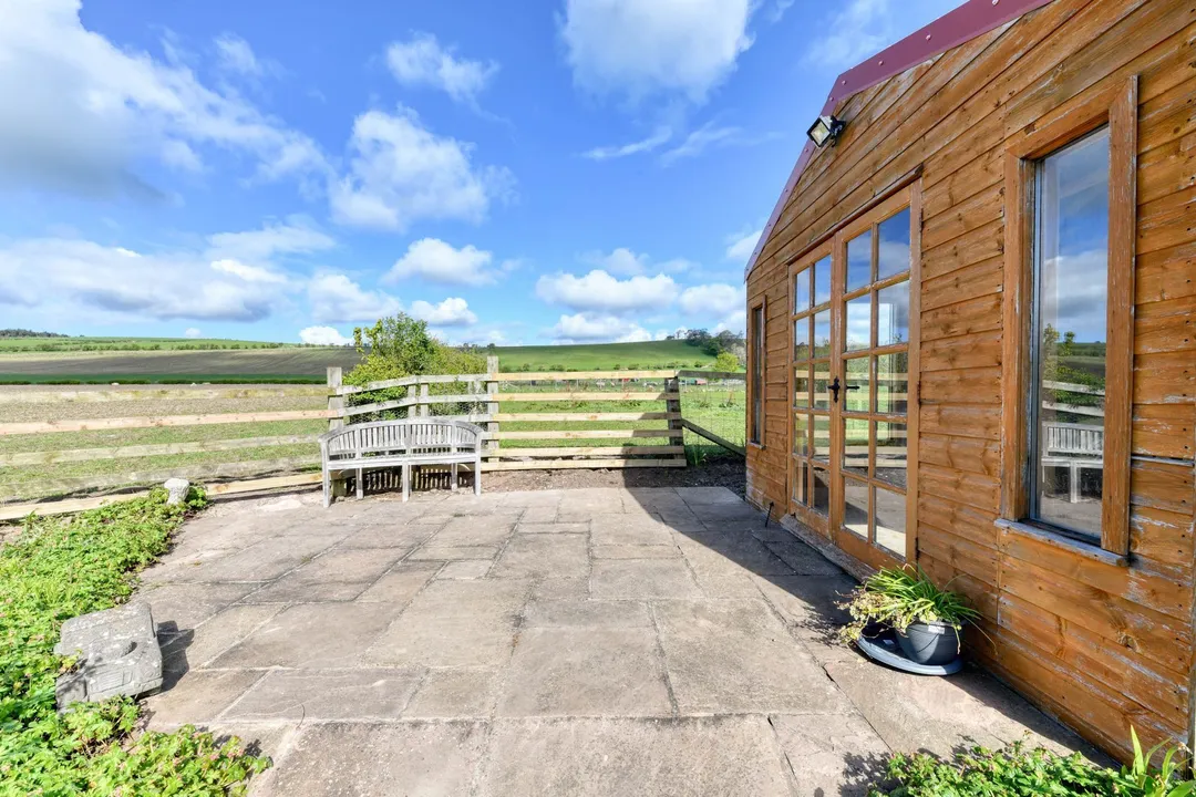 https://mr0.homeflow-assets.co.uk/files/photo/image/47126/4411/_x_/DSC_7726_HDR-6.jpg