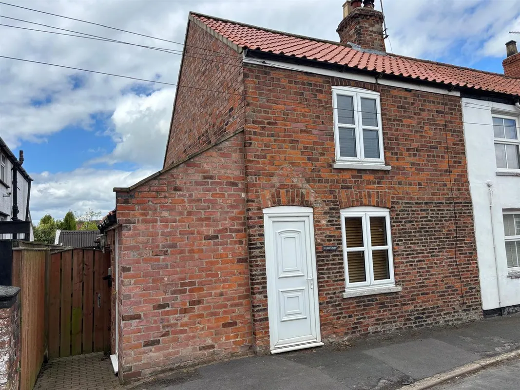 Lynton Cottages,, Withernwick