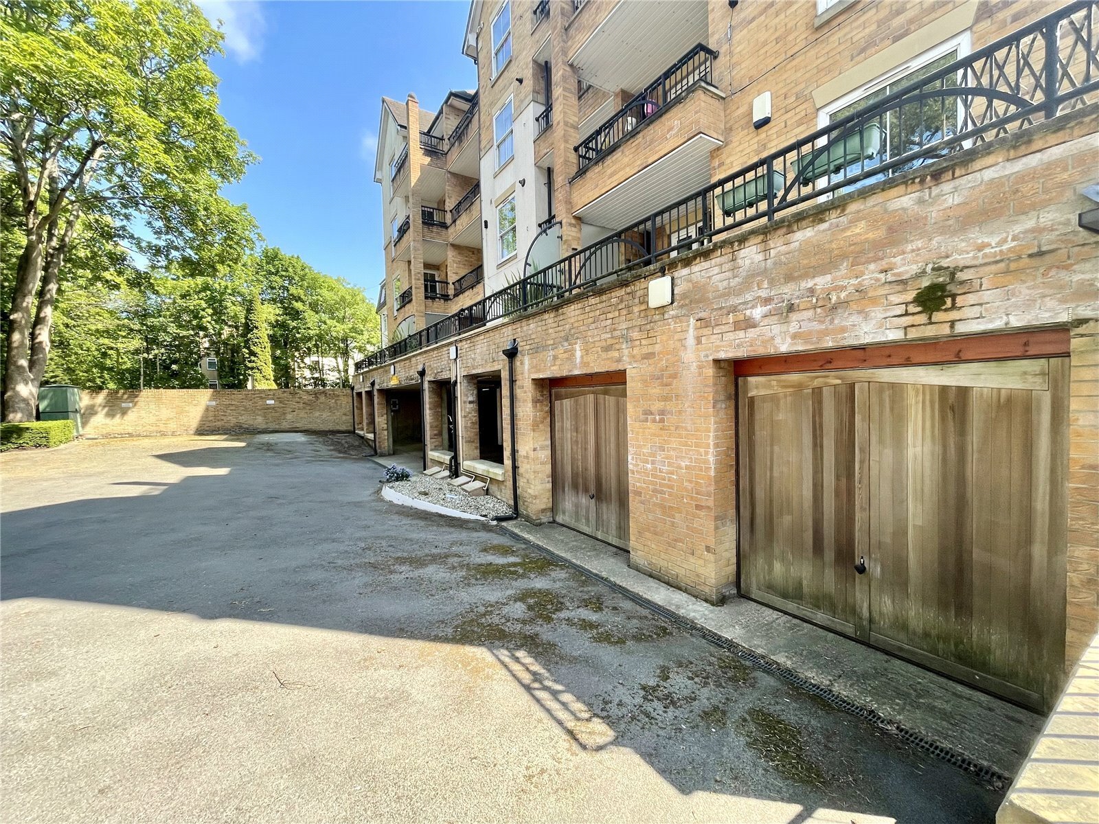 Knyveton Road, Bournemouth, Dorset, BH1 Image 19
