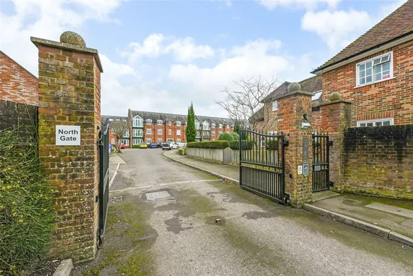 William Cawley Mews, Broyle Road, PO19 photo 7