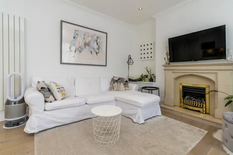 Savernake Road London NW3