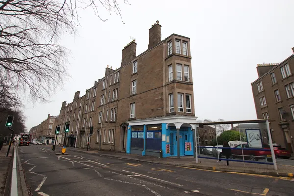 Blackness Road, West End