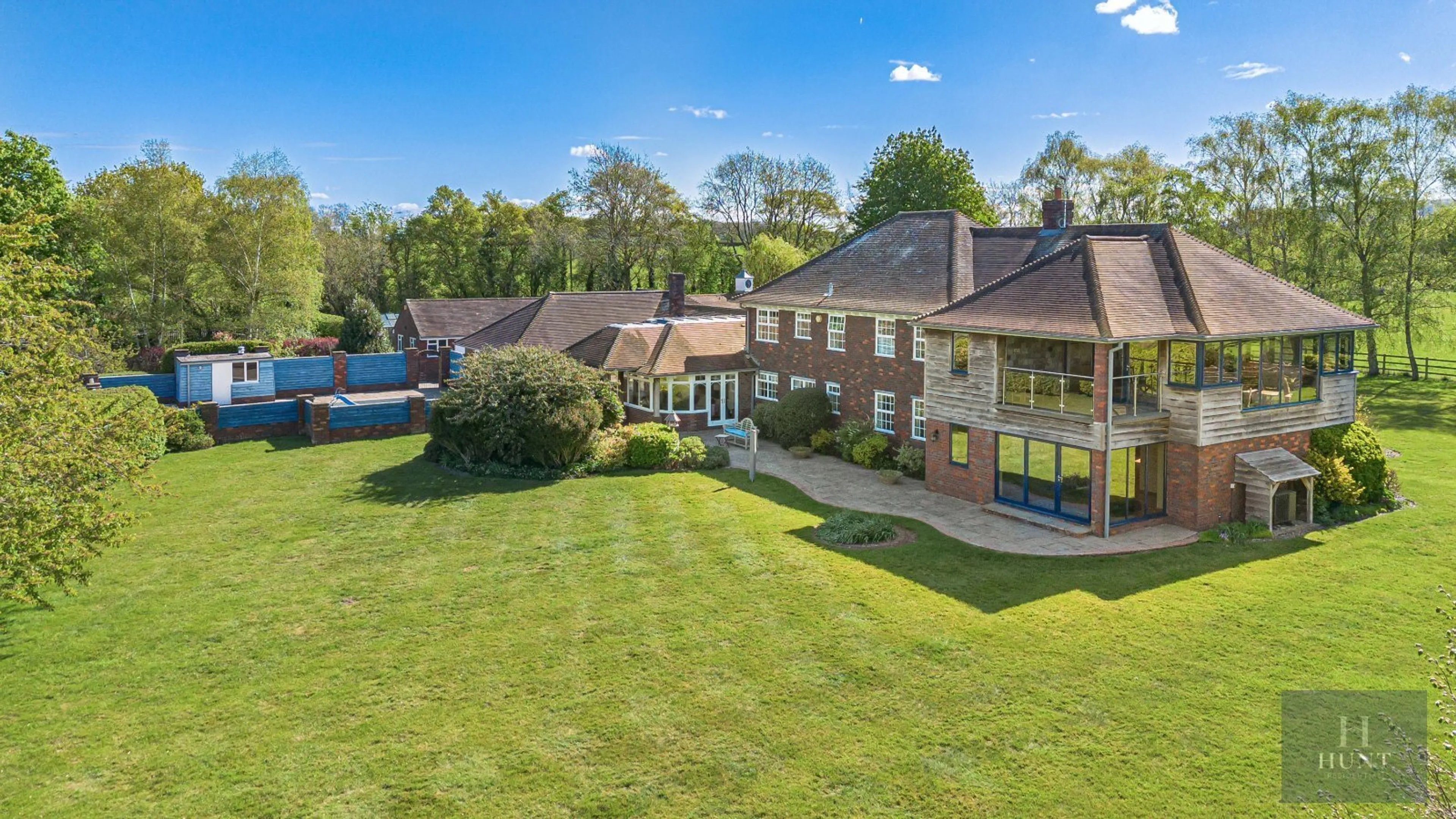 Property at Chinnor Road, Thame, Oxfordshire, OX9