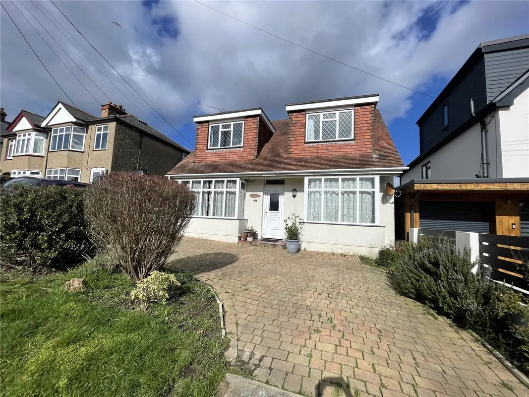 Daws Heath Road, Rayleigh, Essex, SS6