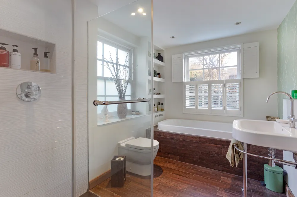 Luton Place, London, SE10