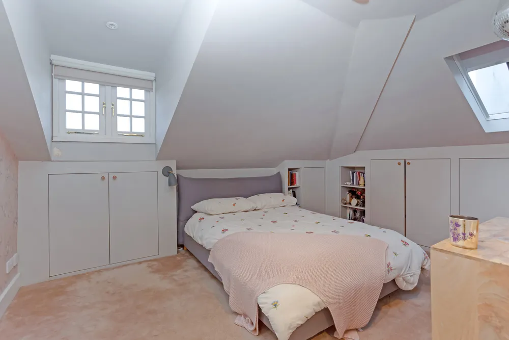 Luton Place, London, SE10