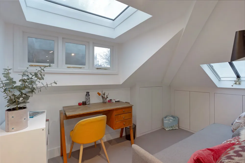 Luton Place, London, SE10