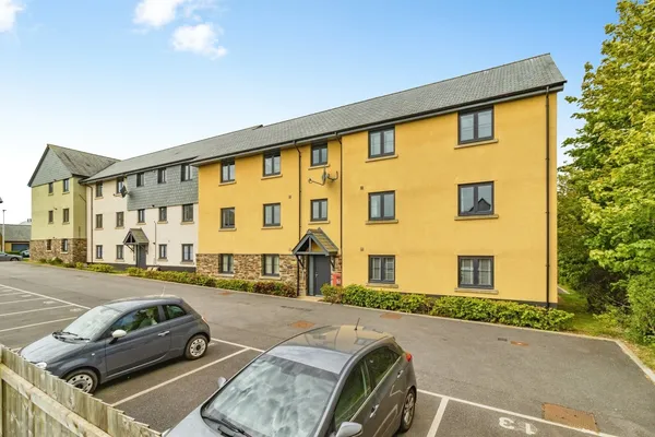 Barton Way, Dartmouth, Devon, TQ6