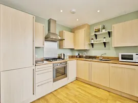 Queensway Place, Yeovil thumb 3