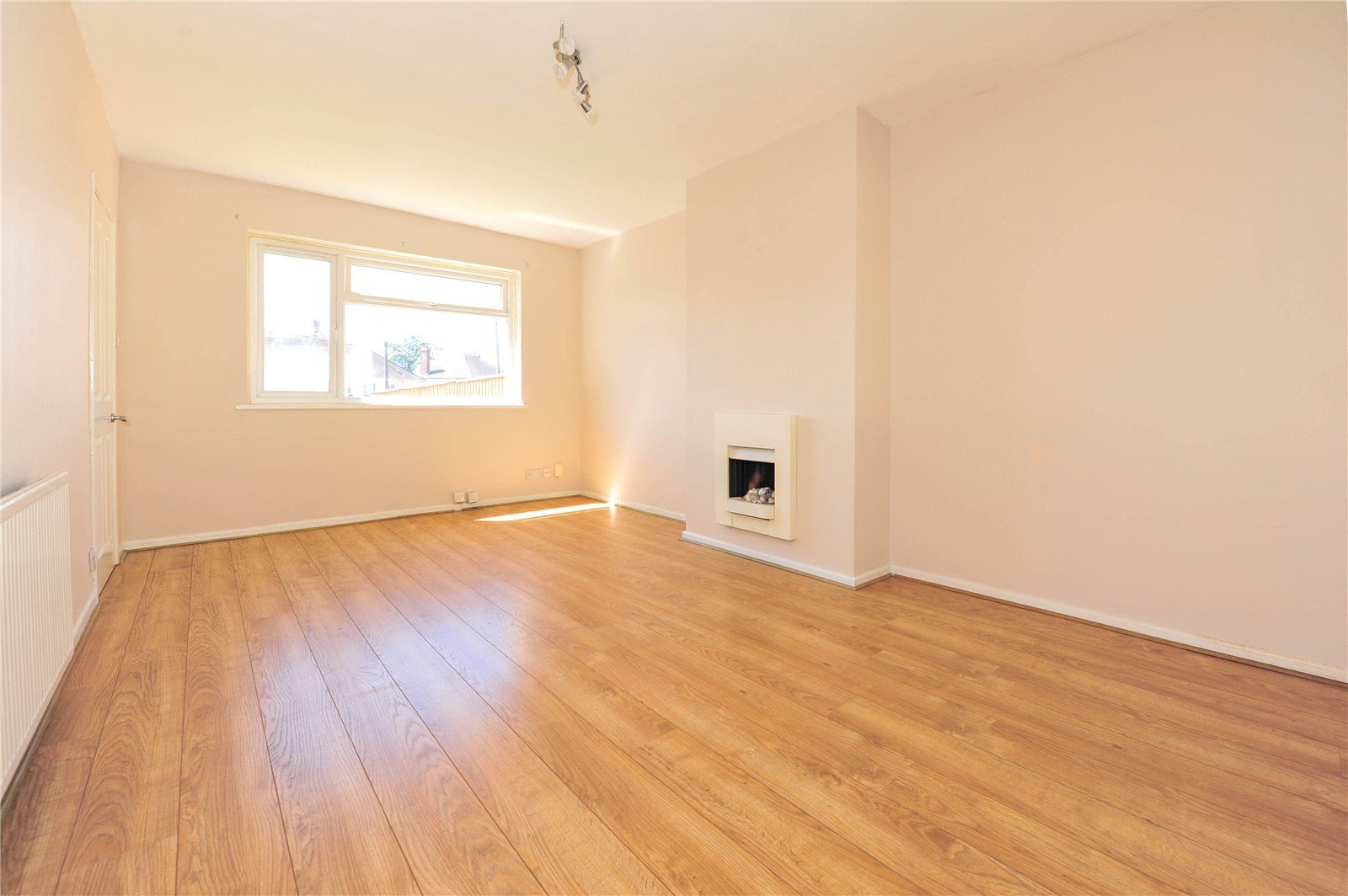Central Avenue, Poole, Dorset, BH12 Image 10