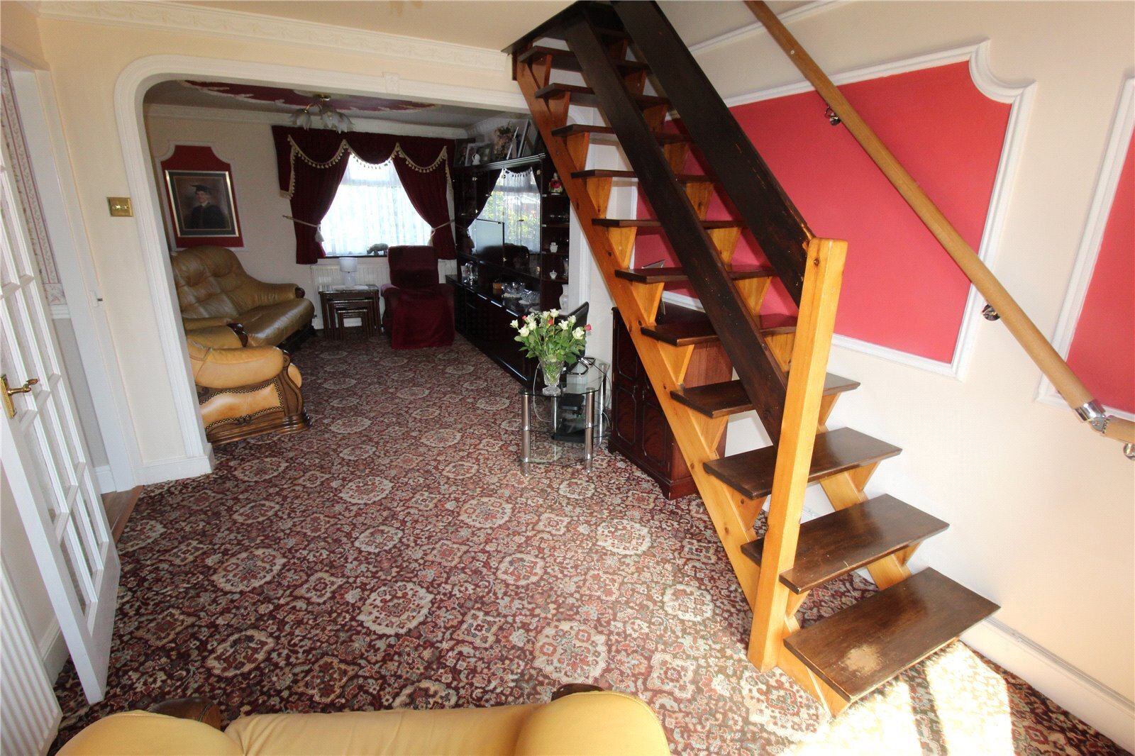 Nutcombe Crescent, Rochford, Essex, SS4 Image 2