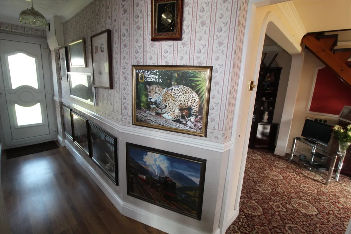 Nutcombe Crescent, Rochford, Essex, SS4