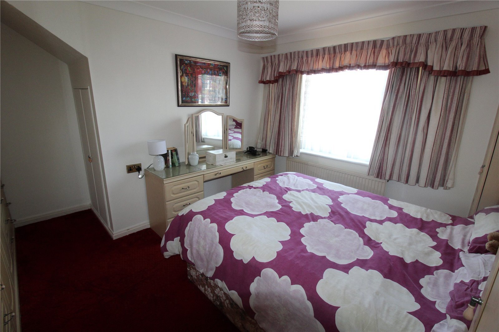 Nutcombe Crescent, Rochford, Essex, SS4 Image 11