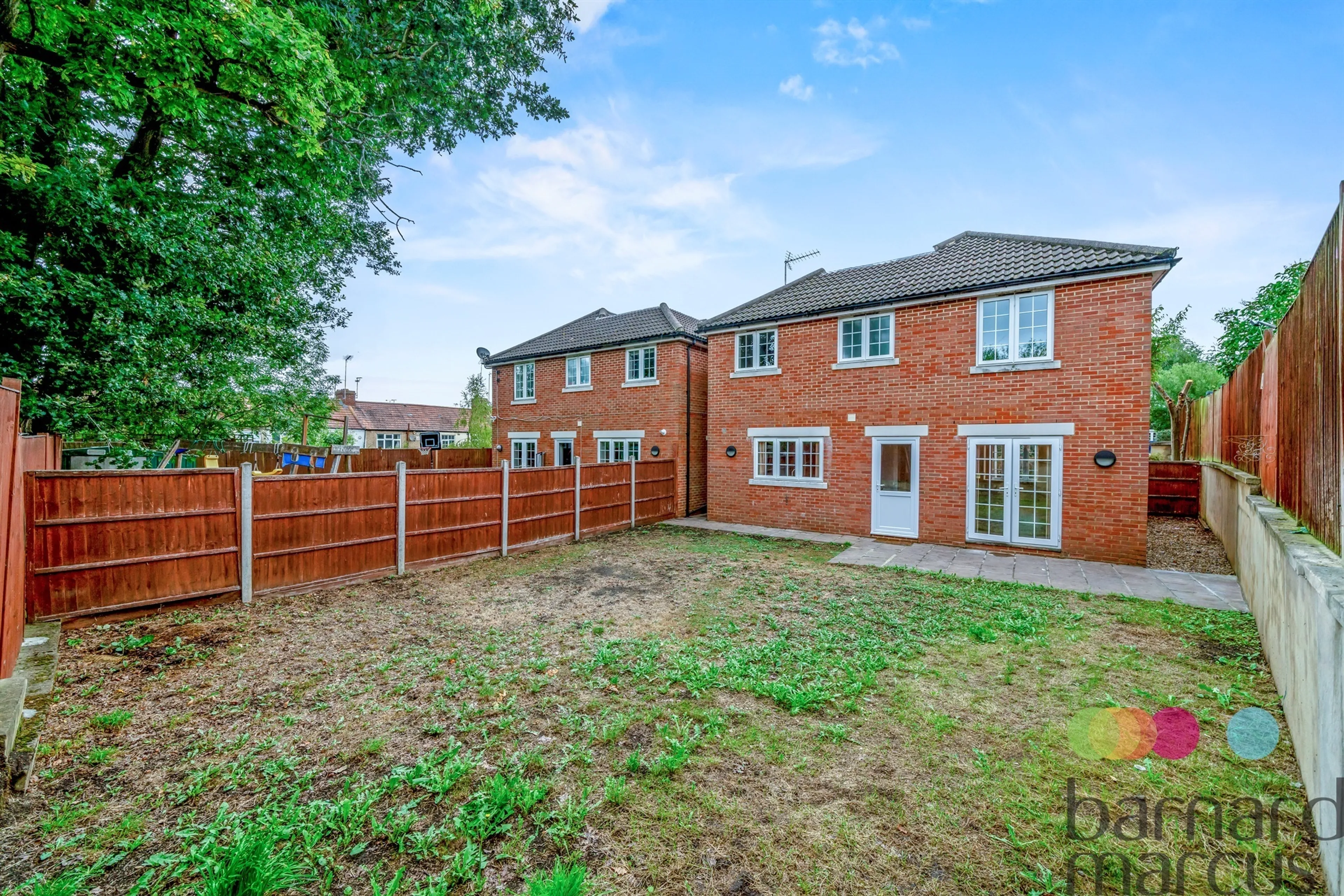 Property at Amber Close, County Gate, New Barnet, En5