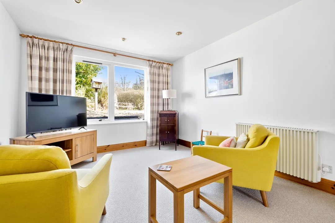 https://mr0.homeflow-assets.co.uk/files/photo/image/47133/1629/_x_/20260423-Scotland-Shieldaig-113554.jpg
