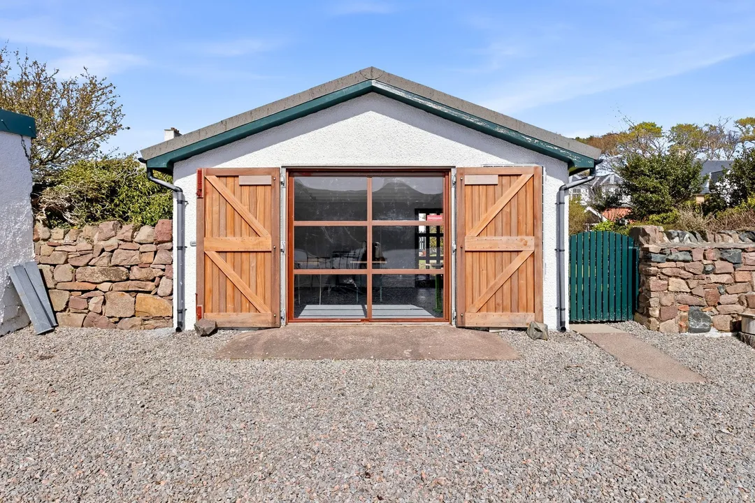 https://mr0.homeflow-assets.co.uk/files/photo/image/47133/1701/_x_/20260423-Scotland-Shieldaig-141904-4.jpg