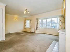Seaview Road, Worthing thumb 3