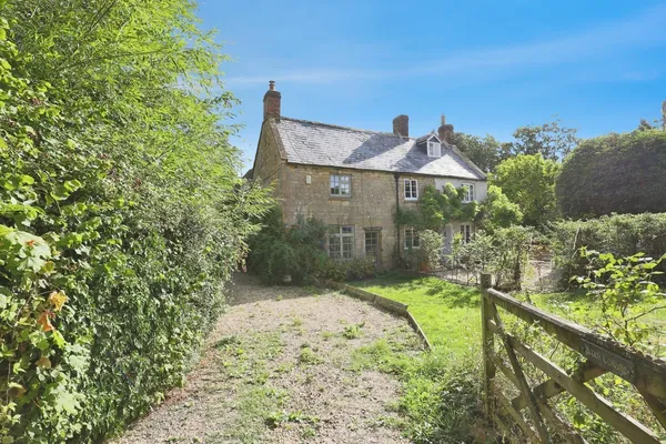 The Cross, Childswickham, Broadway, W...