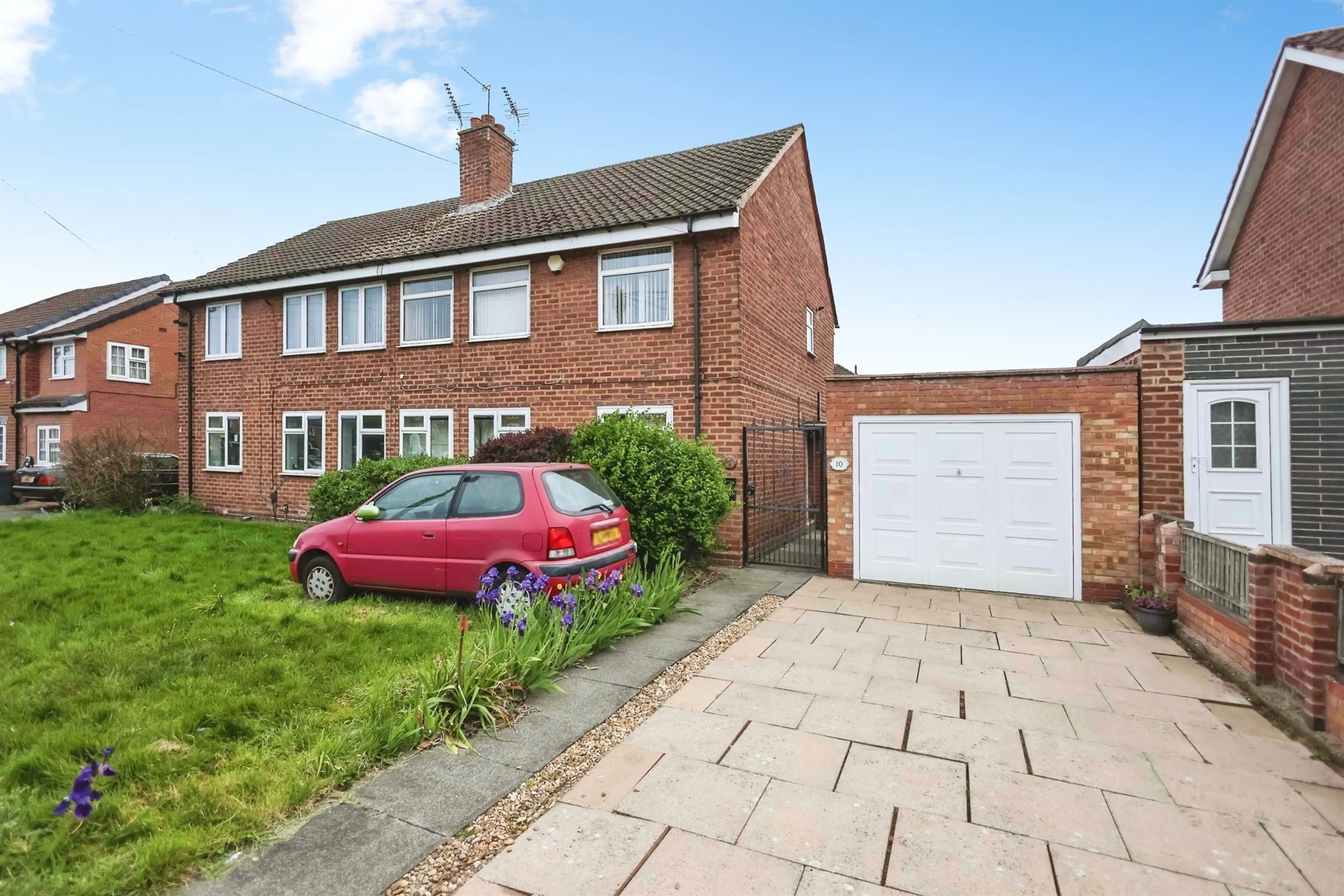 Property photo 0