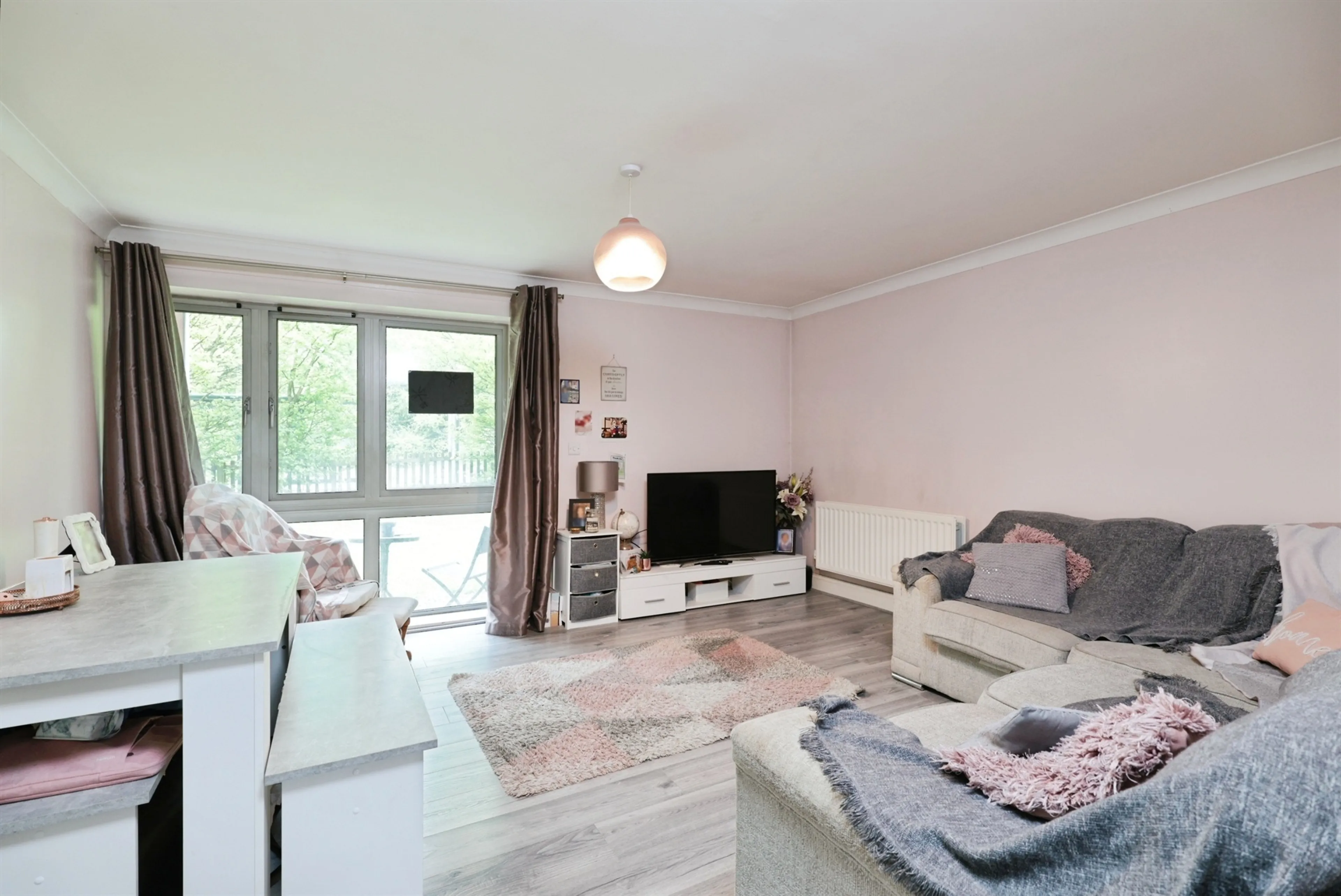 Property at Hartswood Close, Bushey