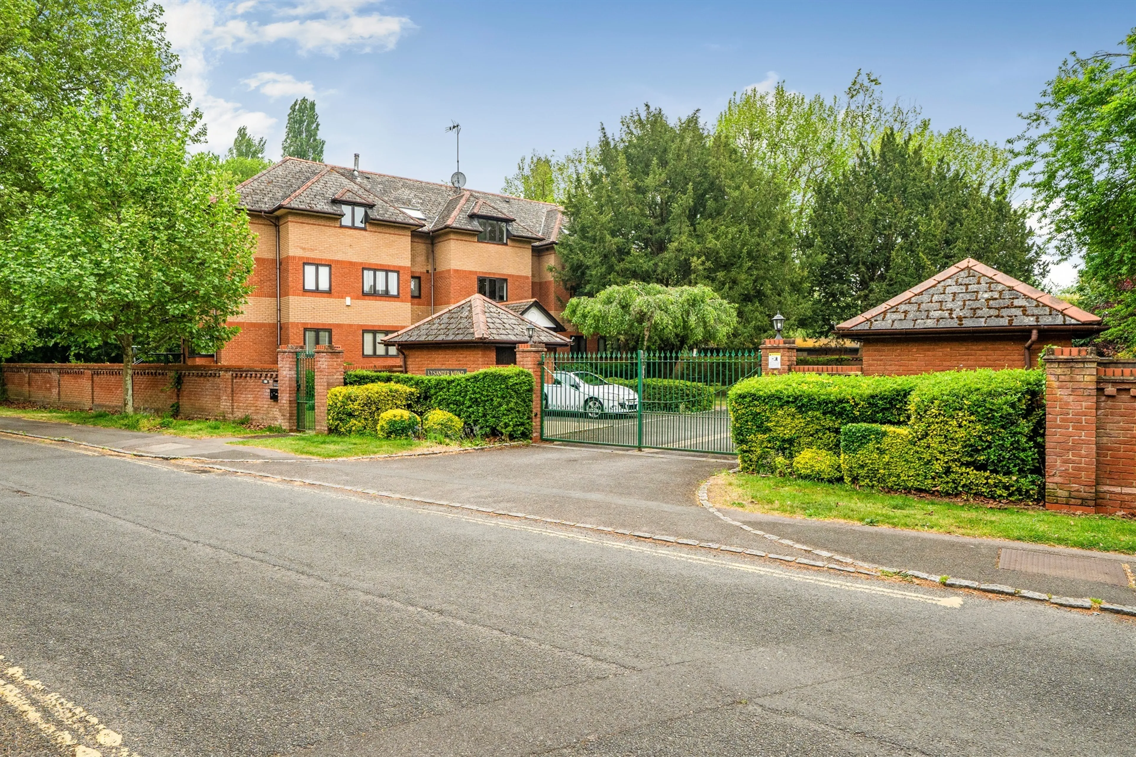 Property at Derek Road, Maidenhead