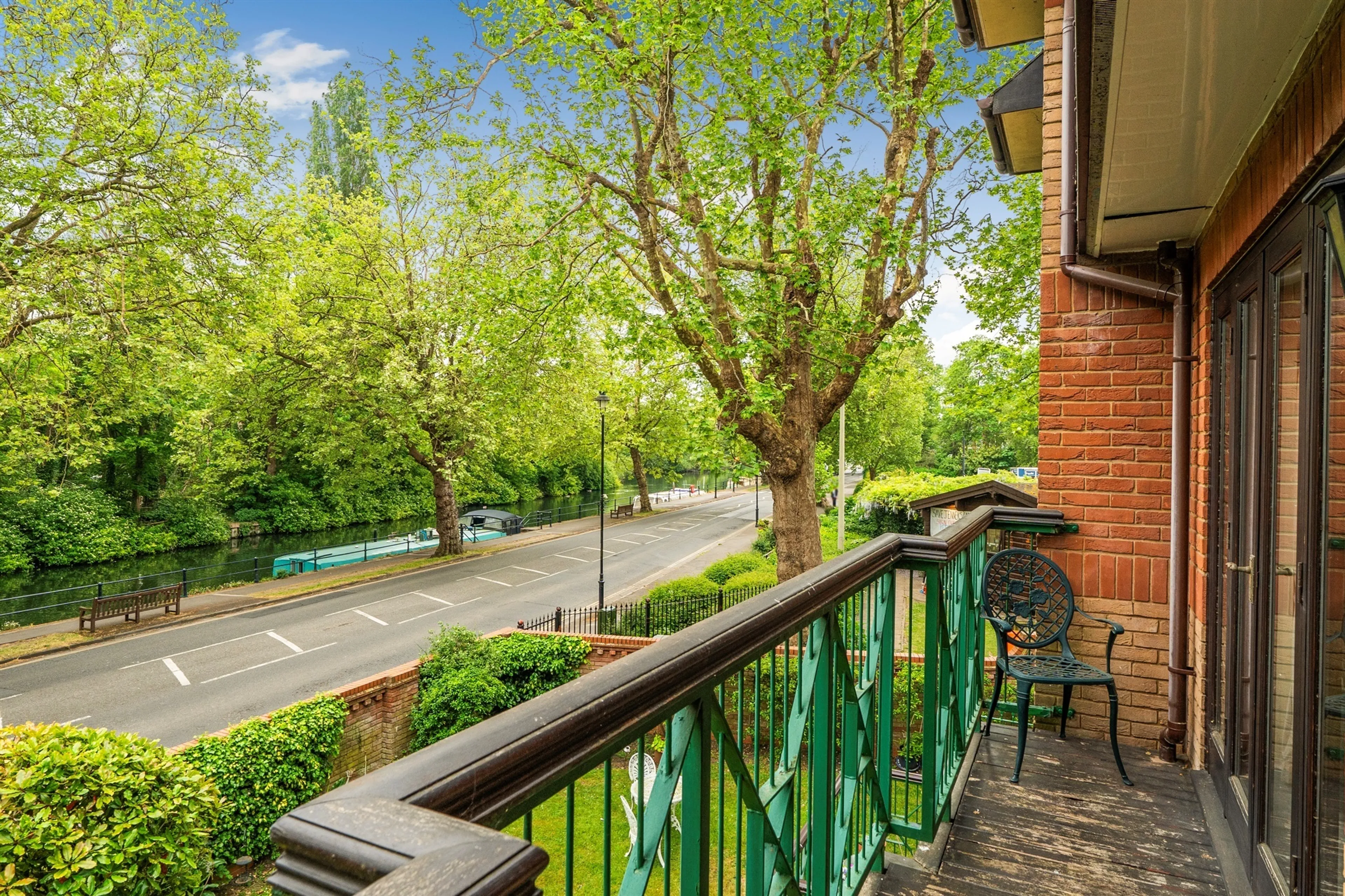 Property at Derek Road, Maidenhead