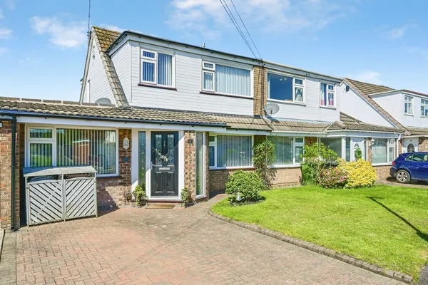 West Meade, Liverpool, Merseyside, L31