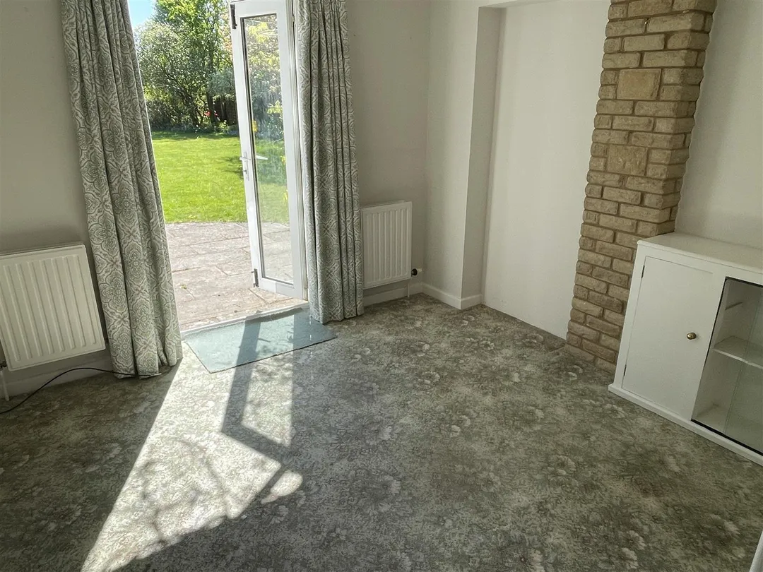 https://mr0.homeflow-assets.co.uk/files/photo/image/47141/9322/_x_/Z2bS1gEu5UyISmOJfdcKhQ.jpg