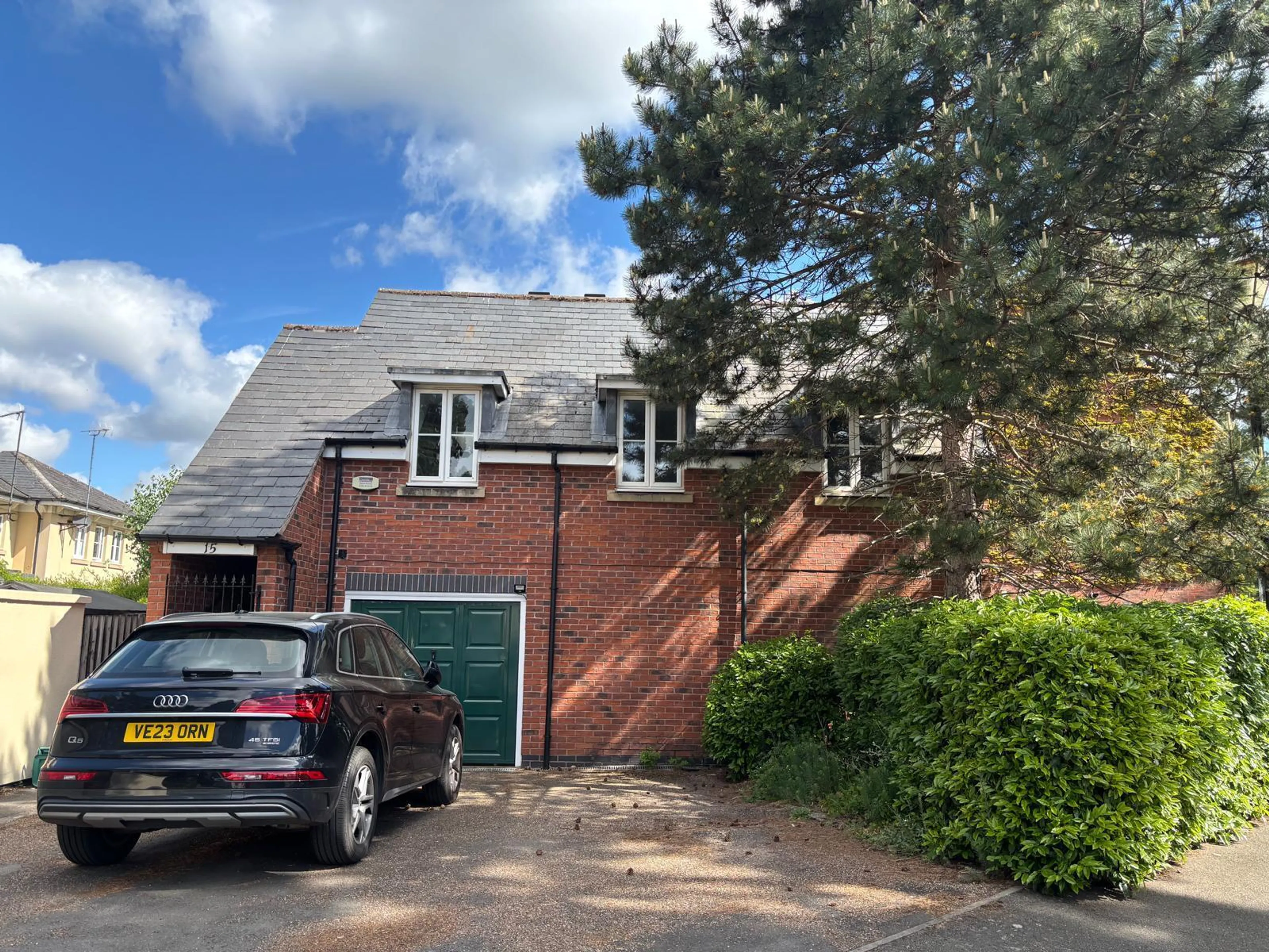 Property photo 0