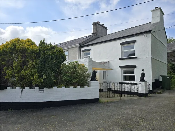 Nantlle Road, Talysarn, Caernarfon, G...