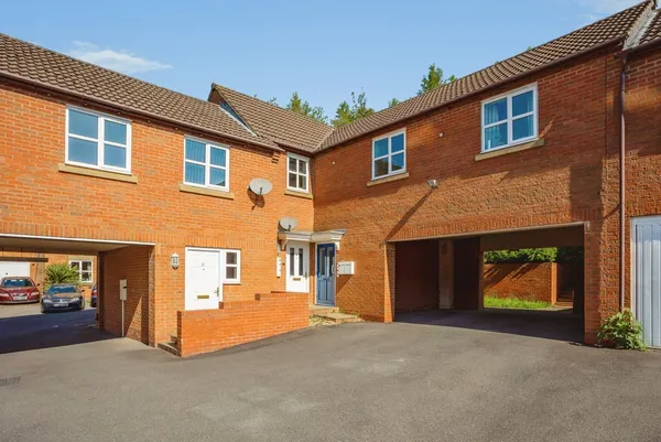 Colling Close, Loughborough, Leiceste...