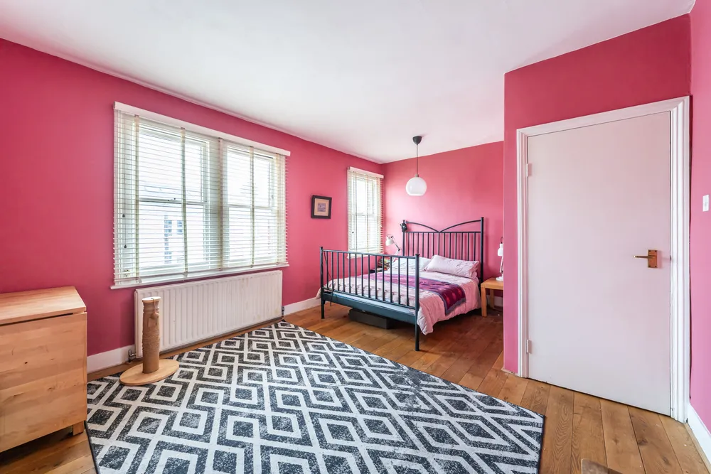 Lydon Road, London, SW4