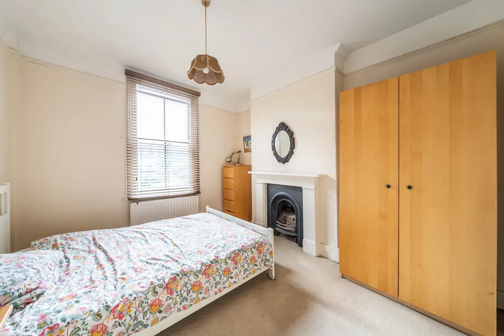 Lydon Road, London, SW4