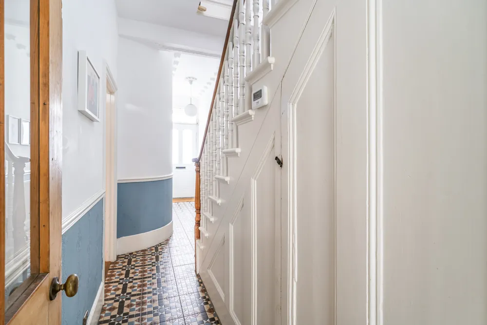 Lydon Road, London, SW4