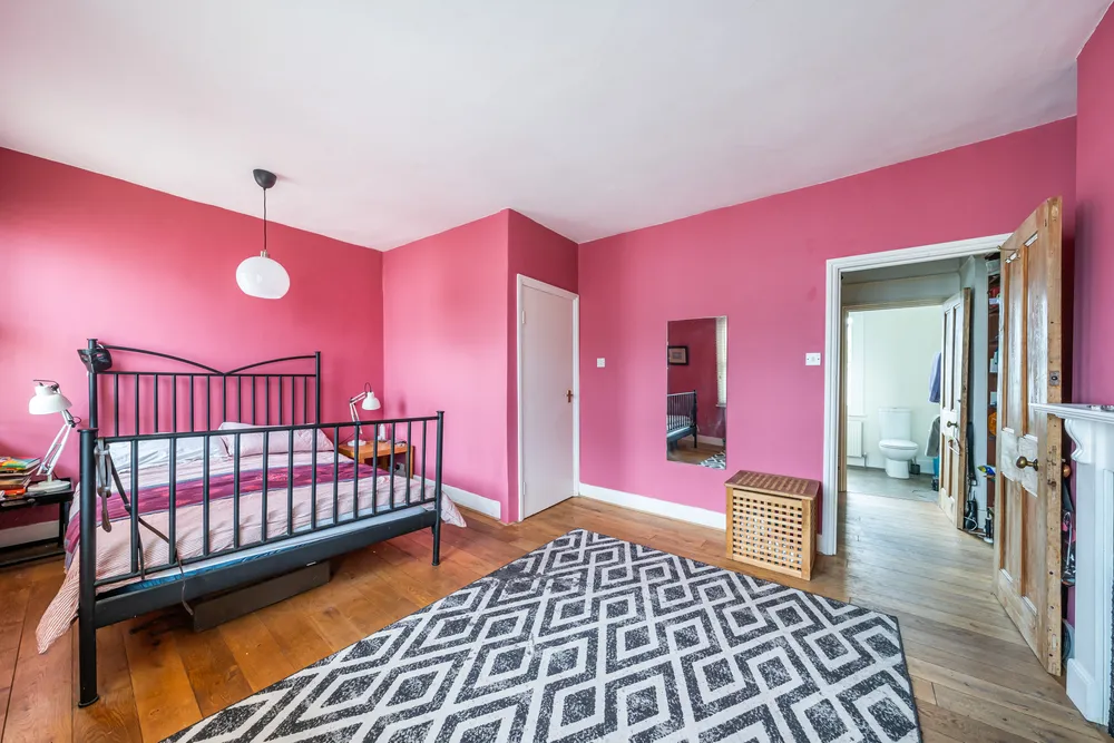 Lydon Road, London, SW4