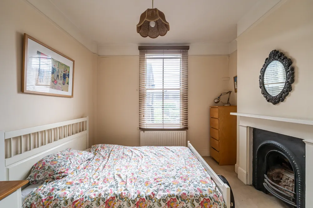 Lydon Road, London, SW4