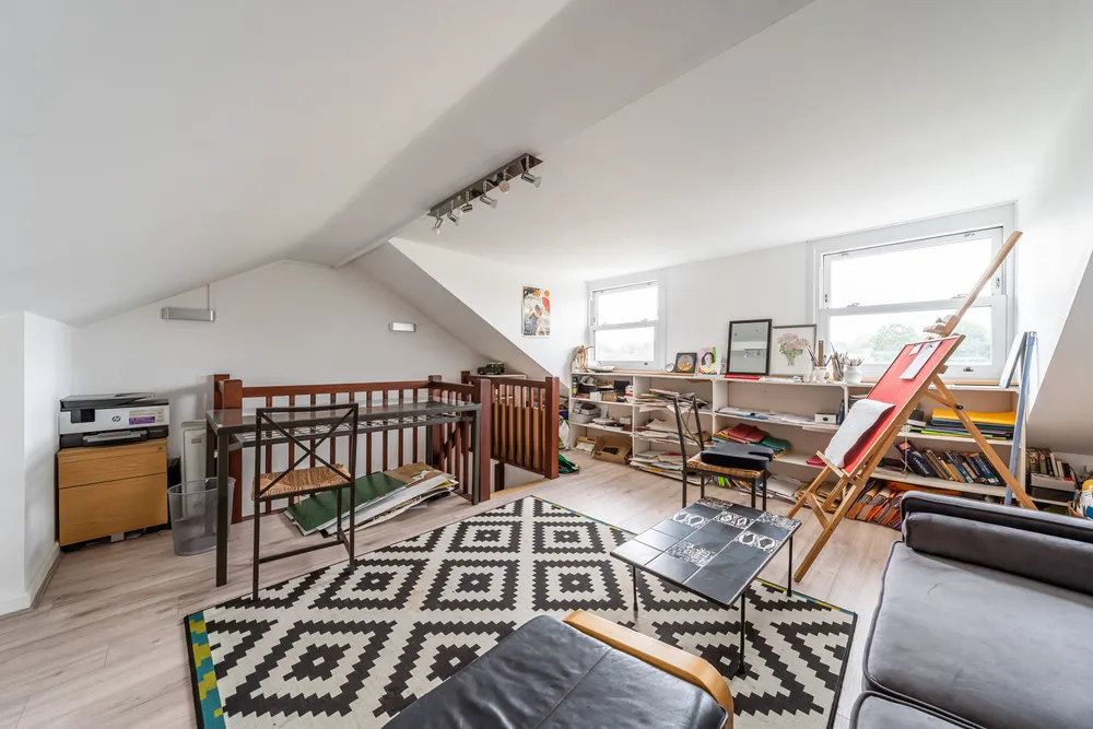 Lydon Road, London, SW4